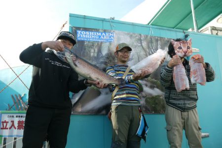 としまえんフィッシングエリア 釣果