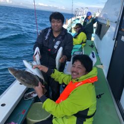 丸万釣船 釣果