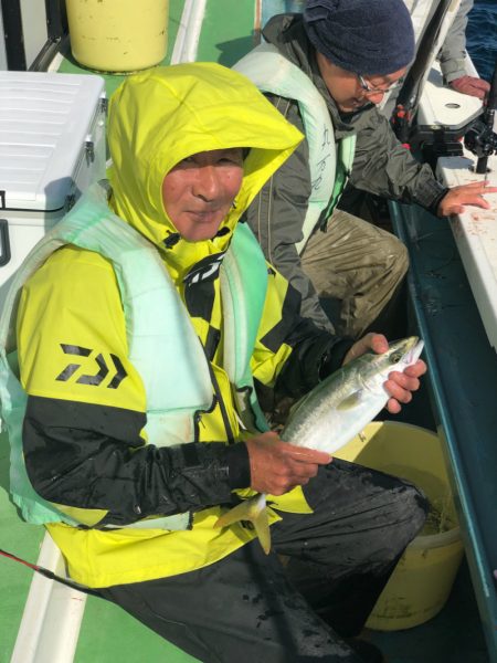 丸万釣船 釣果