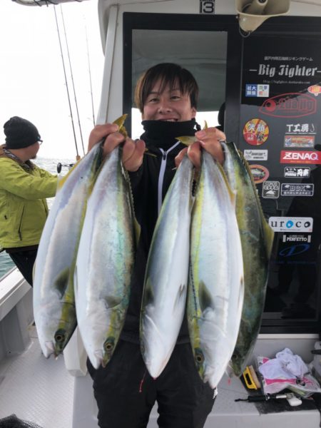 ビッグファイター 釣果