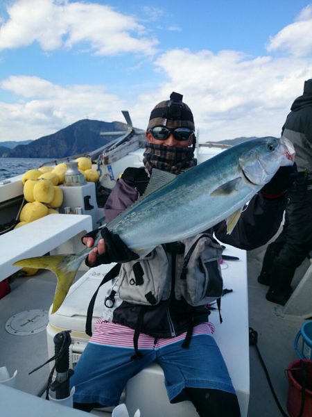 エンペラー 釣果