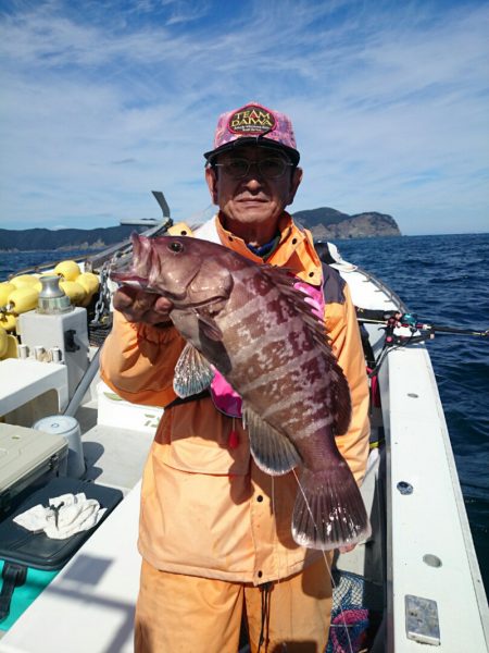 エンペラー 釣果