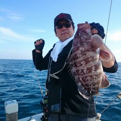 エンペラー 釣果