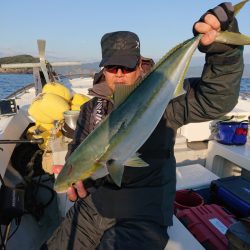 エンペラー 釣果