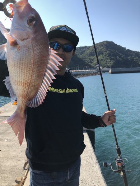 愛媛県・松山沖、離島フィッシング【ピッコロ氏連載 vol.5】