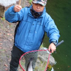 小菅トラウトガーデン 釣果