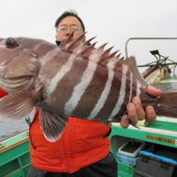 真祐丸 (しんゆうまる) 釣果