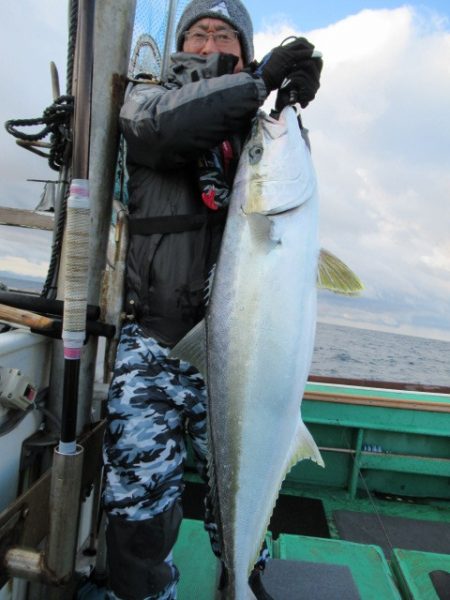 真祐丸 （しんゆうまる） 釣果