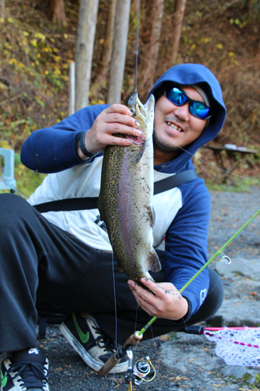 小菅トラウトガーデン 釣果