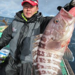 真祐丸 (しんゆうまる) 釣果