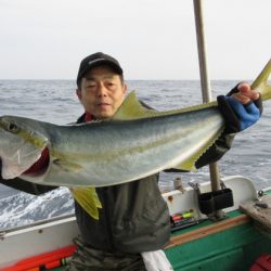 真祐丸 （しんゆうまる） 釣果