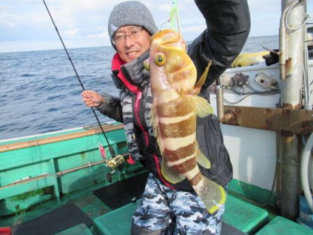 真祐丸 (しんゆうまる) 釣果