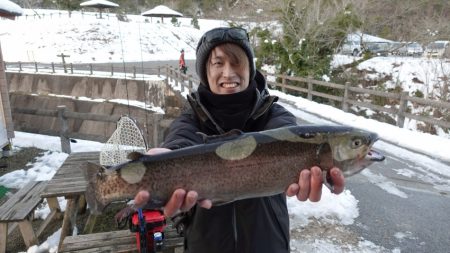 フィッシングレイクたかみや 釣果