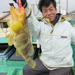 真祐丸 （しんゆうまる） 釣果