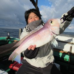 真祐丸 (しんゆうまる) 釣果