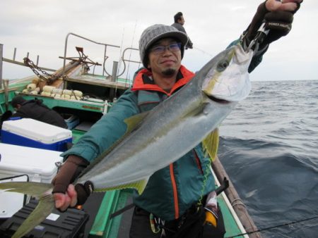 真祐丸 (しんゆうまる) 釣果