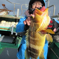 真祐丸 (しんゆうまる) 釣果