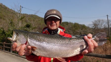 フィッシングレイクたかみや 釣果