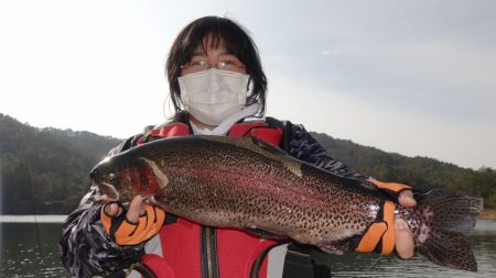 フィッシングレイクたかみや 釣果
