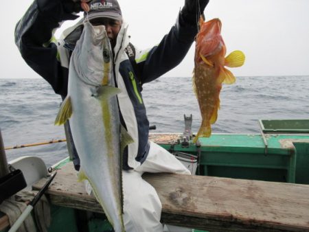 真祐丸 (しんゆうまる) 釣果