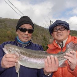 フィッシングレイクたかみや 釣果