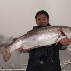 フィッシングレイクたかみや 釣果