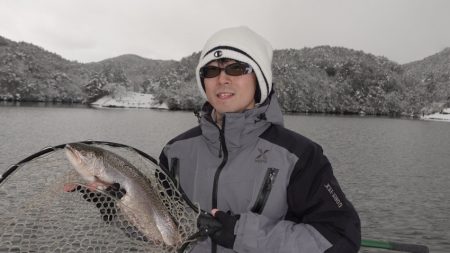 フィッシングレイクたかみや 釣果