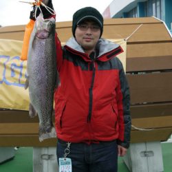 としまえんフィッシングエリア 釣果