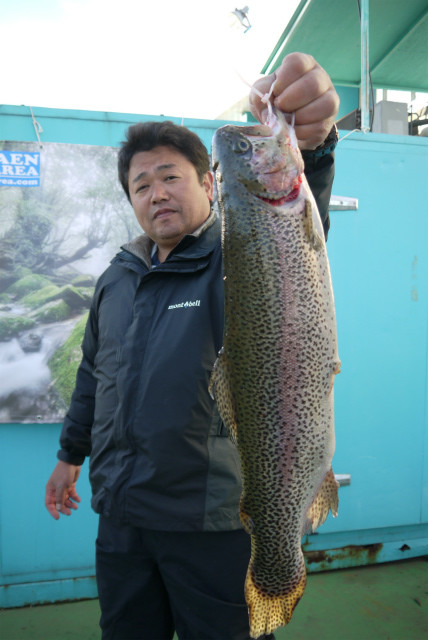 としまえんフィッシングエリア 釣果