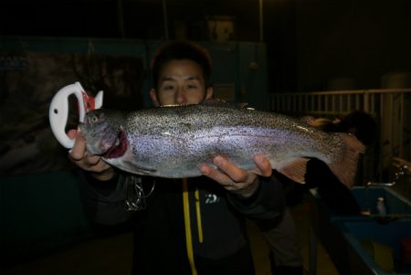 としまえんフィッシングエリア 釣果