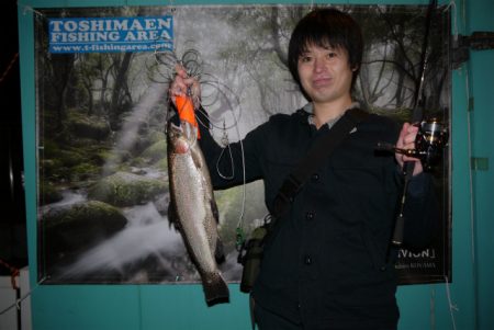 としまえんフィッシングエリア 釣果