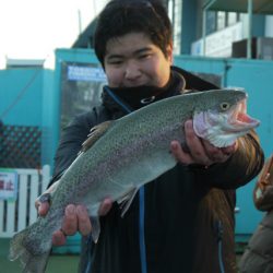 としまえんフィッシングエリア 釣果