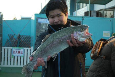 としまえんフィッシングエリア 釣果