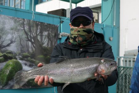 としまえんフィッシングエリア 釣果