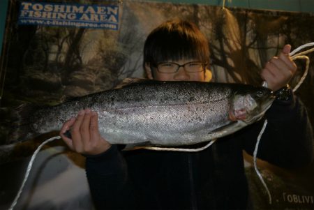 としまえんフィッシングエリア 釣果