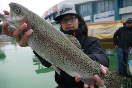 としまえんフィッシングエリア 釣果