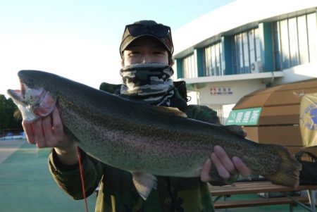 としまえんフィッシングエリア 釣果