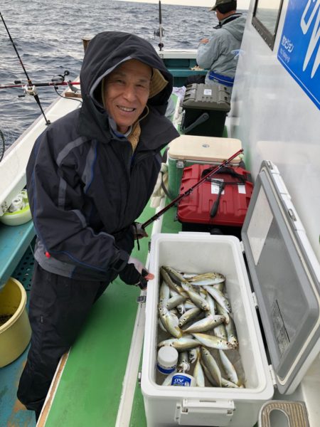 丸万釣船 釣果