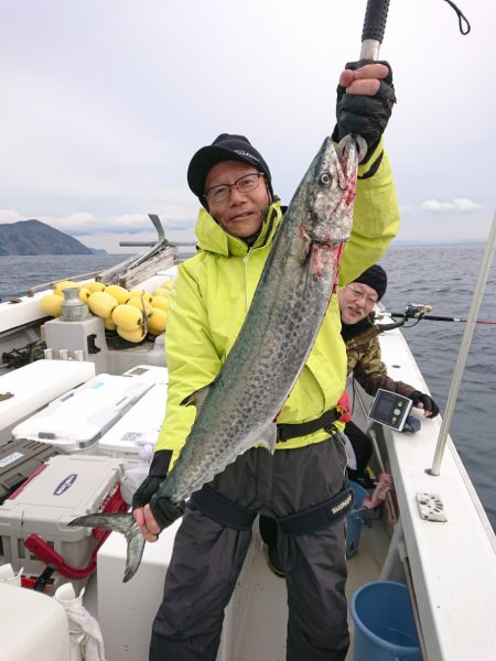 エンペラー 釣果