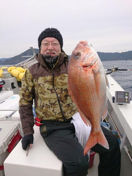 エンペラー 釣果