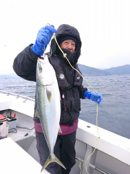 エンペラー 釣果