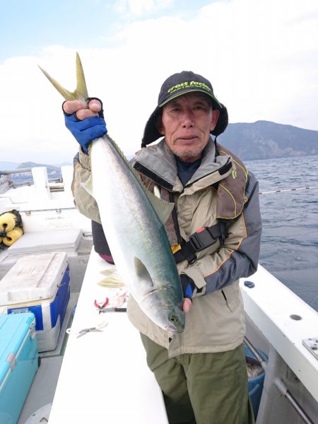 エンペラー 釣果