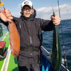 丸万釣船 釣果