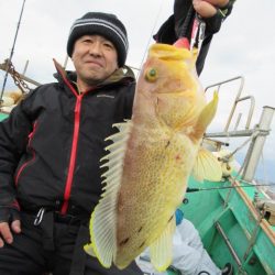 真祐丸 （しんゆうまる） 釣果