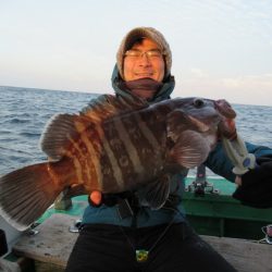 真祐丸 (しんゆうまる) 釣果