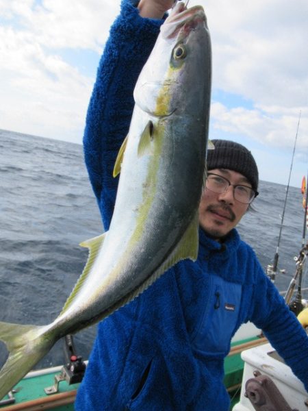 真祐丸 (しんゆうまる) 釣果