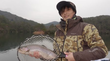 フィッシングレイクたかみや 釣果