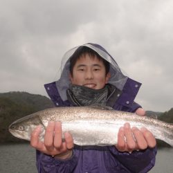 フィッシングレイクたかみや 釣果