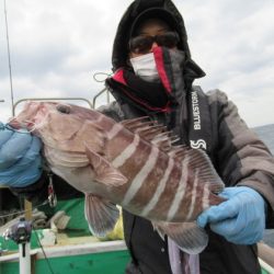 真祐丸 (しんゆうまる) 釣果