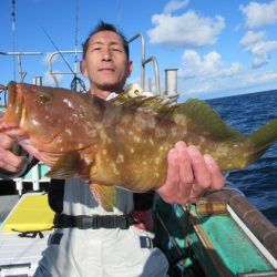真祐丸 (しんゆうまる) 釣果